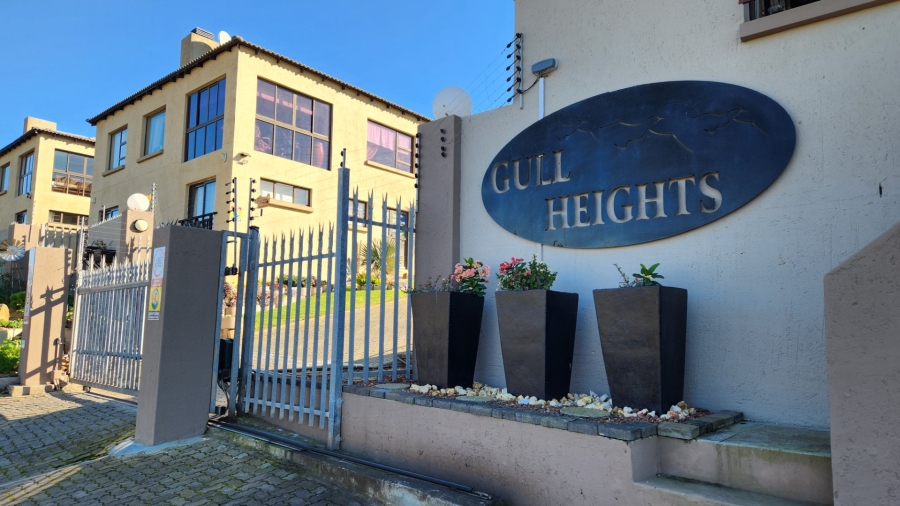 4 Bedroom Property for Sale in Seemeeu Park Western Cape